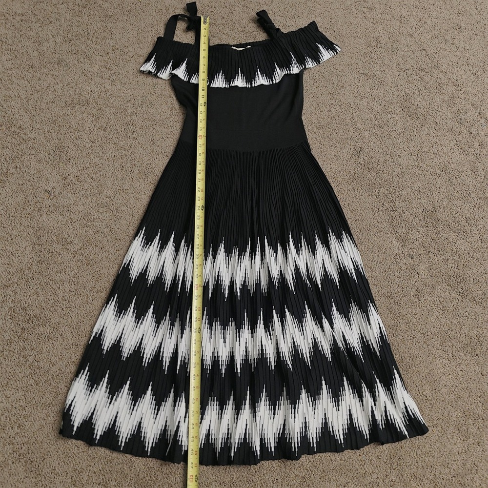 Maje Black White Zig-Zag Pleated Off-the-Shoulder Knit Midi Dress Size 3 L - Picture 11 of 14